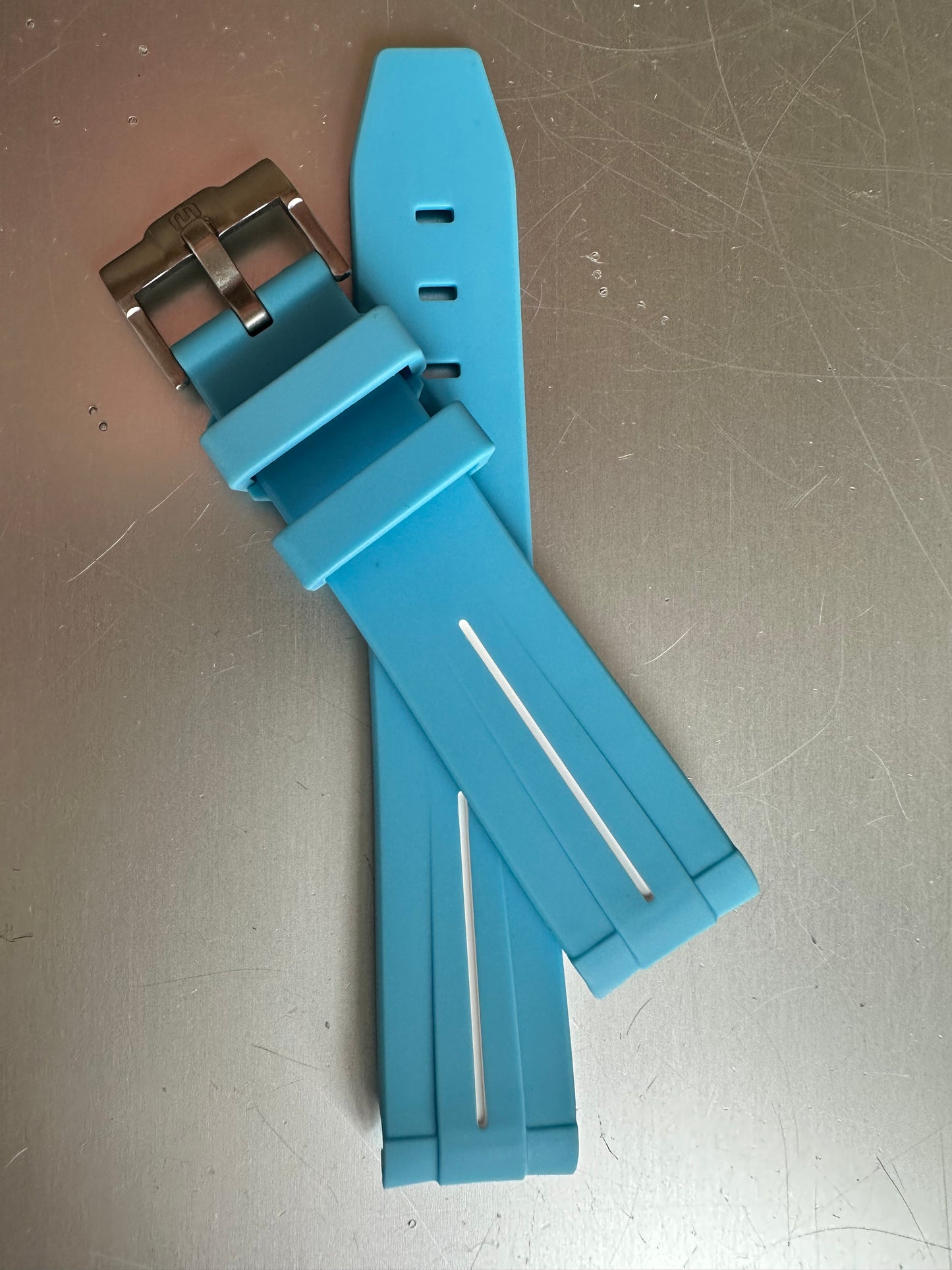 Wraparound "SILICONE" straps for all OmegaSwatch models of the "Mission to the Moon" series and other watches with 20mm lugs (Timex, Seiko, Citizen etc .)