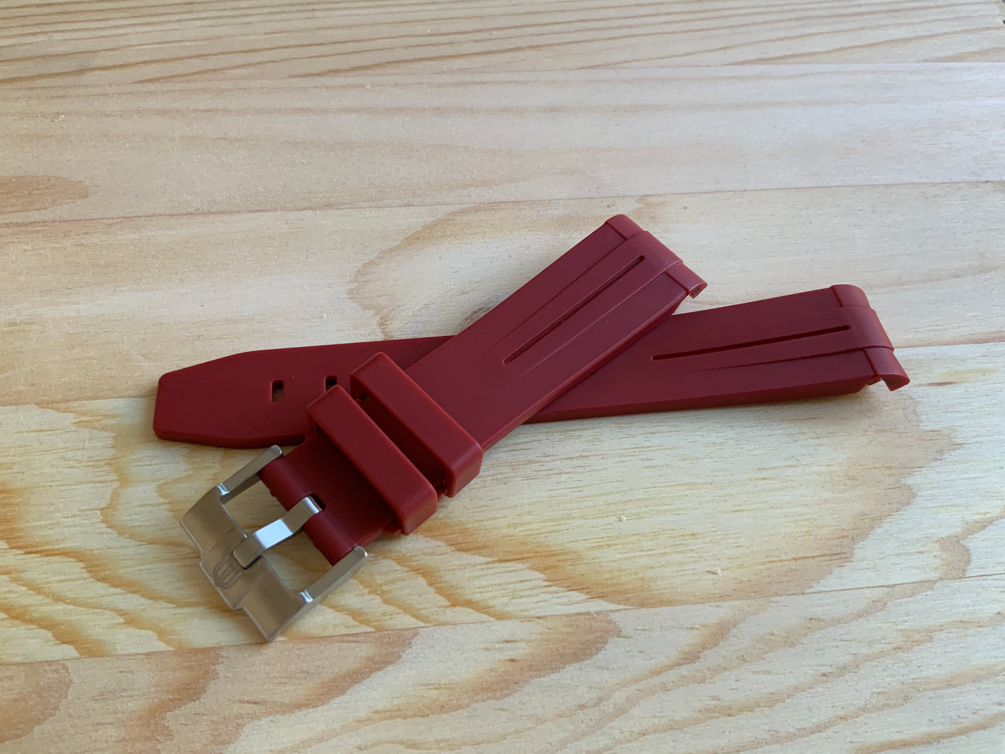 Wraparound "SILICONE" straps for all OmegaSwatch models of the "Mission to the Moon" series and other watches with 20mm lugs (Timex, Seiko, Citizen etc .)