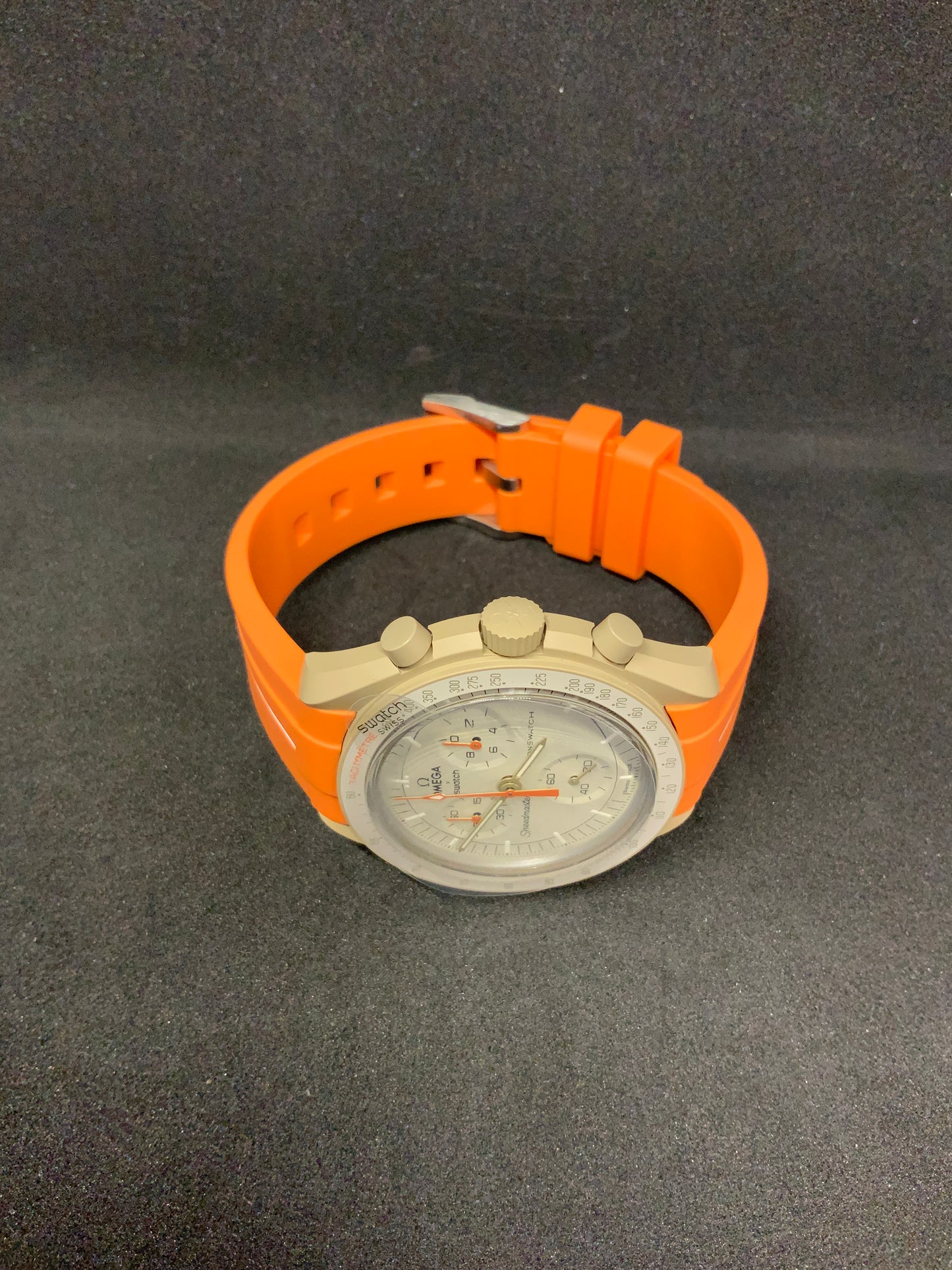 Wraparound "SILICONE" straps for all OmegaSwatch models of the "Mission to the Moon" series and other watches with 20mm lugs (Timex, Seiko, Citizen etc .)