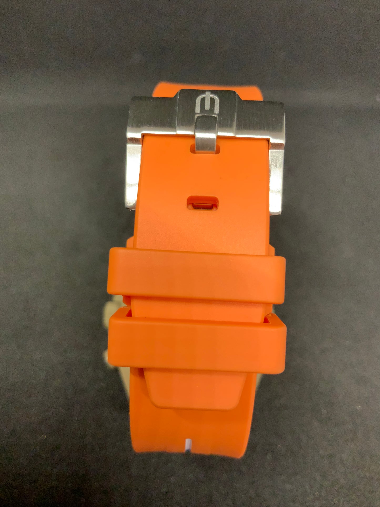 Wraparound "SILICONE" straps for all OmegaSwatch models of the "Mission to the Moon" series and other watches with 20mm lugs (Timex, Seiko, Citizen etc .)