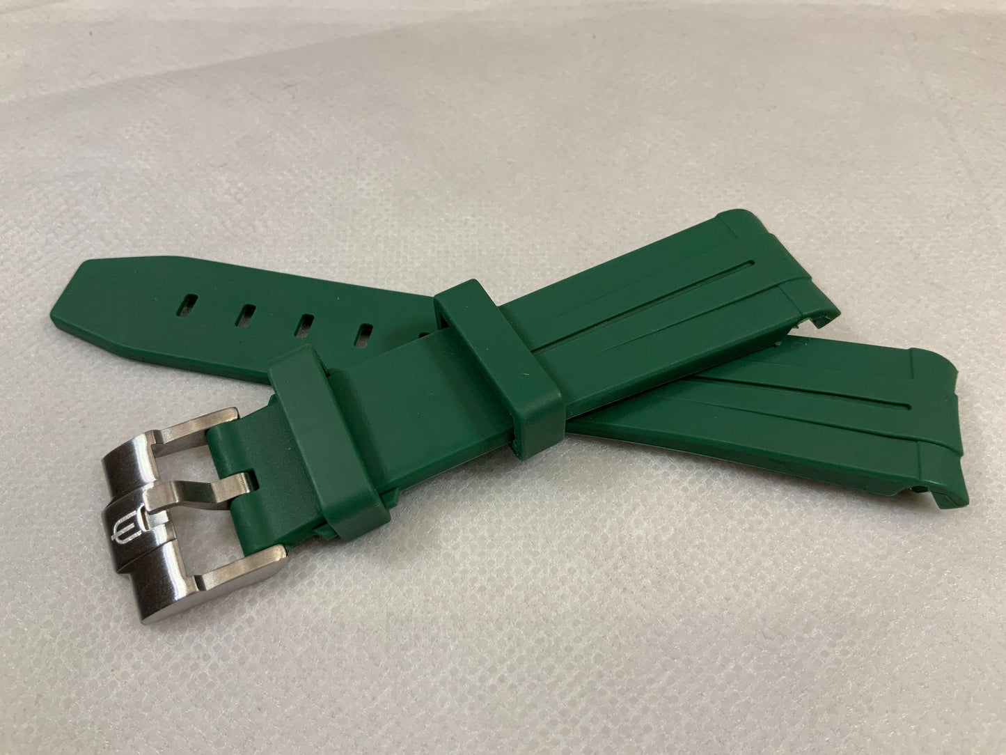 Wraparound "SILICONE" straps for all OmegaSwatch models of the "Mission to the Moon" series and other watches with 20mm lugs (Timex, Seiko, Citizen etc .)