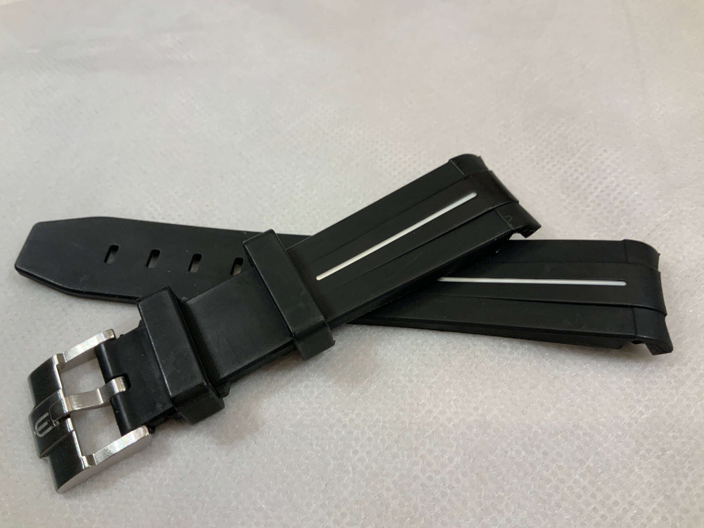 Wraparound "SILICONE" straps for all OmegaSwatch models of the "Mission to the Moon" series and other watches with 20mm lugs (Timex, Seiko, Citizen etc .)